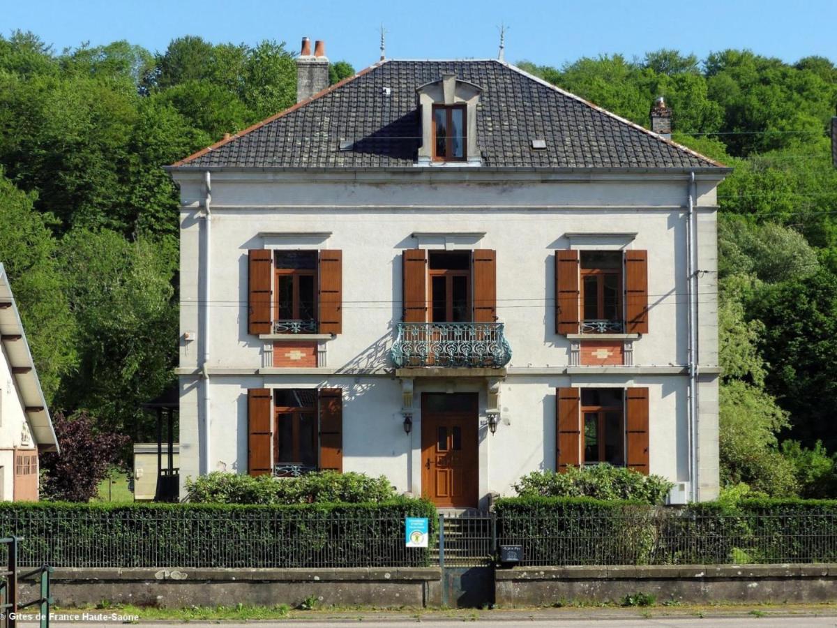 Au Fil Du Temps Bed and Breakfast Fougerolles-Saint-Valbert Eksteriør billede